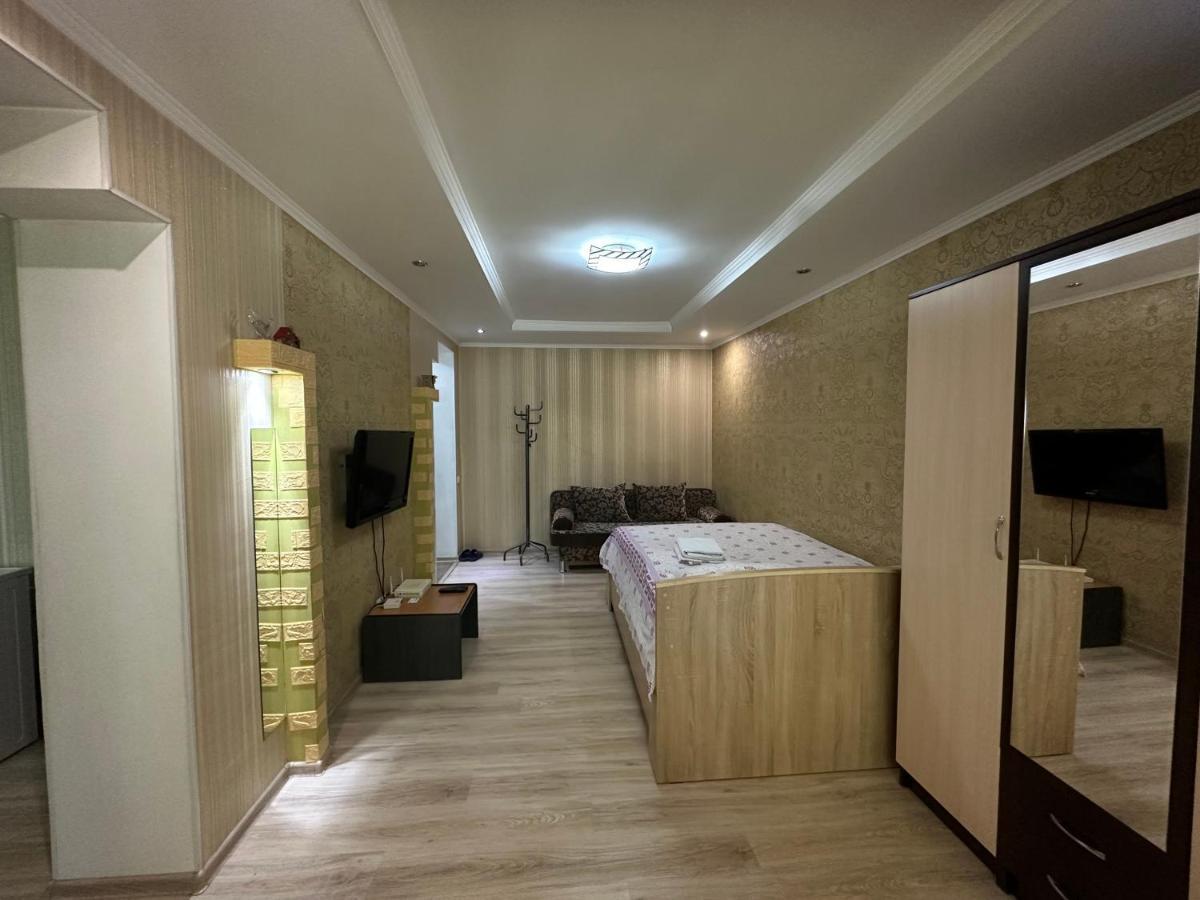 One-Room Apartment Opposite Almaty Airport Turksib Екстериор снимка