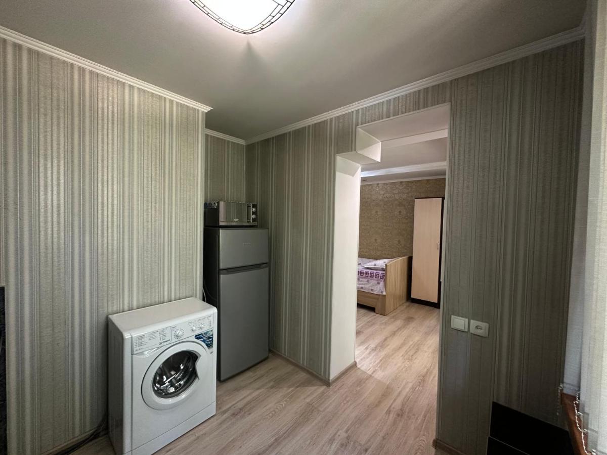 One-Room Apartment Opposite Almaty Airport Turksib Екстериор снимка