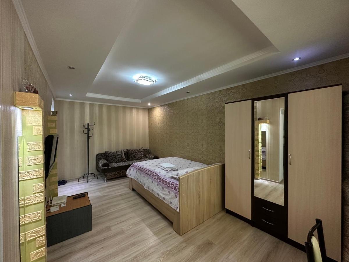 One-Room Apartment Opposite Almaty Airport Turksib Екстериор снимка