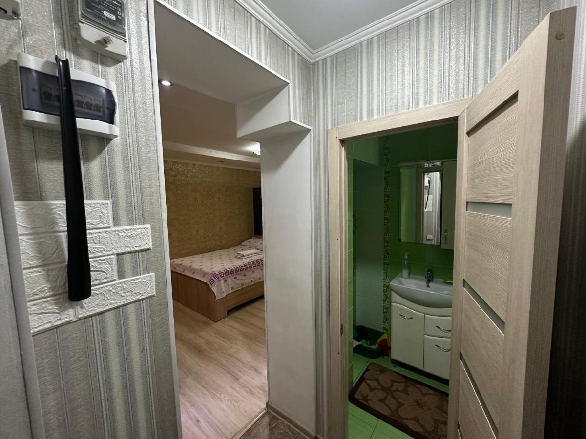One-Room Apartment Opposite Almaty Airport Turksib Екстериор снимка